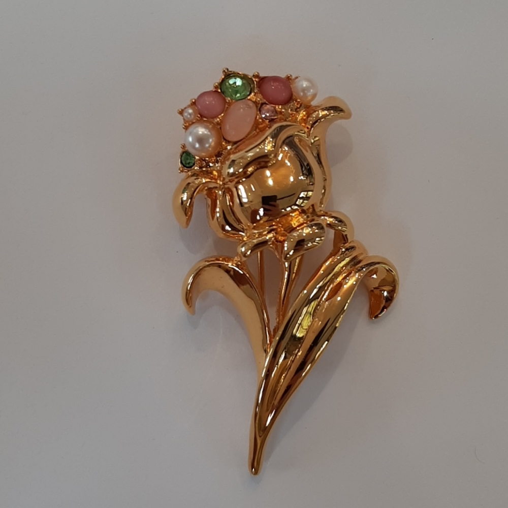 Vintage Gold Flower Gemstone Pin